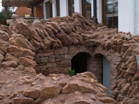 Rhyolite crevices over the cellar entrance